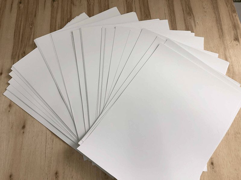 Hộp giấy cứng đựng bút học sinh